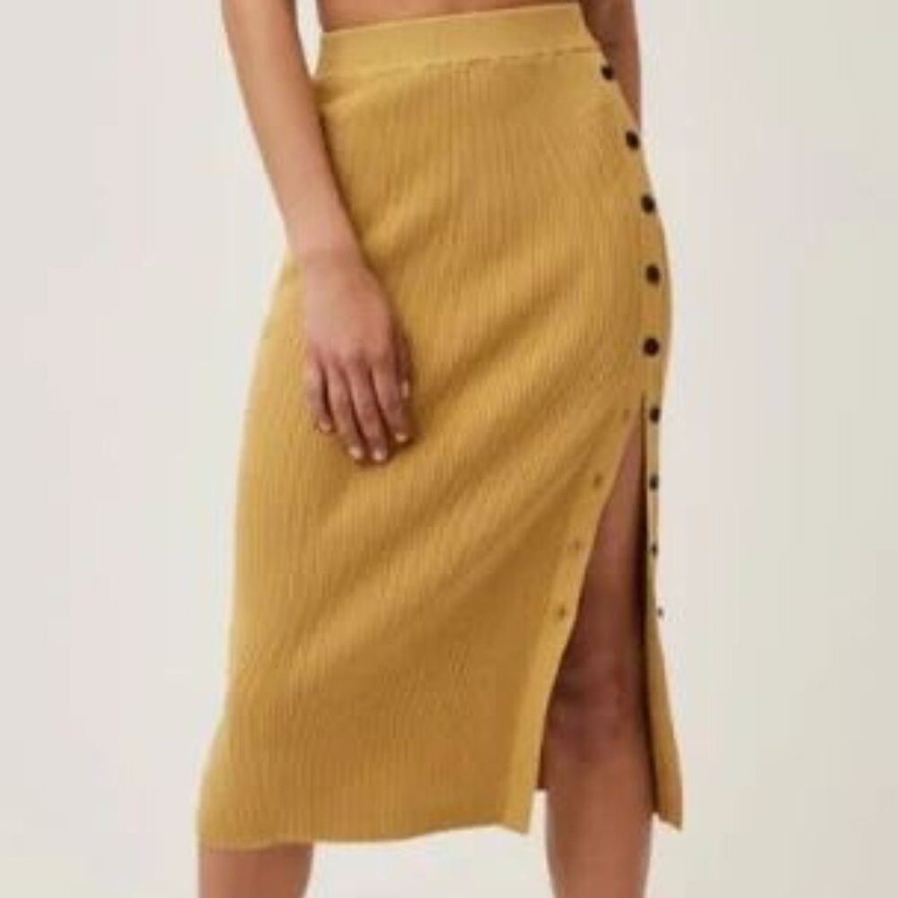 Lita by Ciara True Rib Skirt  MSRP $228
